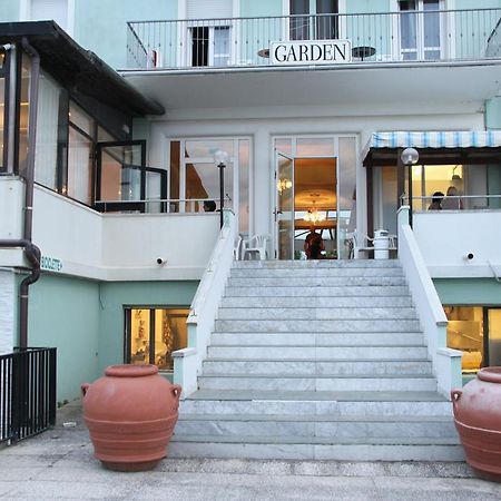 Hotel Garden Cattolica Zewnętrze zdjęcie