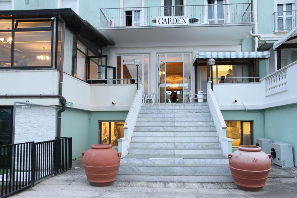 Hotel Garden Cattolica Zewnętrze zdjęcie