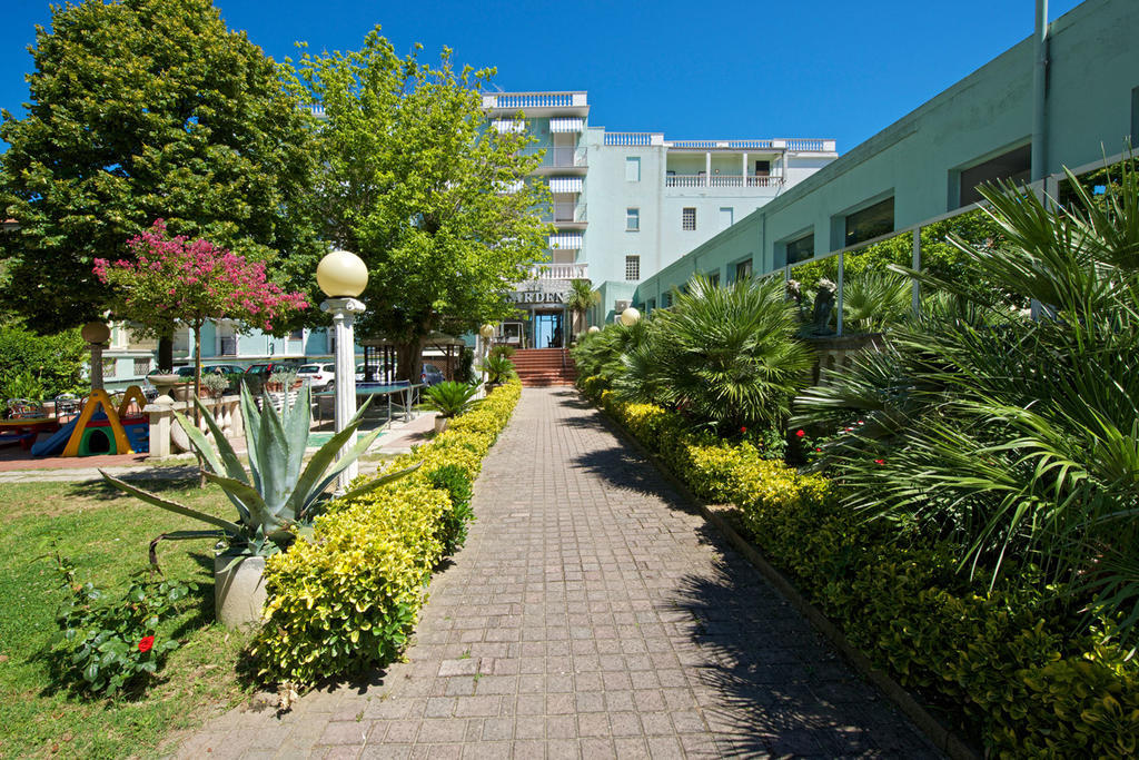 Hotel Garden Cattolica Zewnętrze zdjęcie